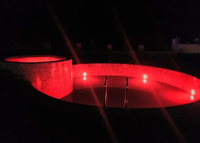 Курортный комплекс Borvo Thermal & *